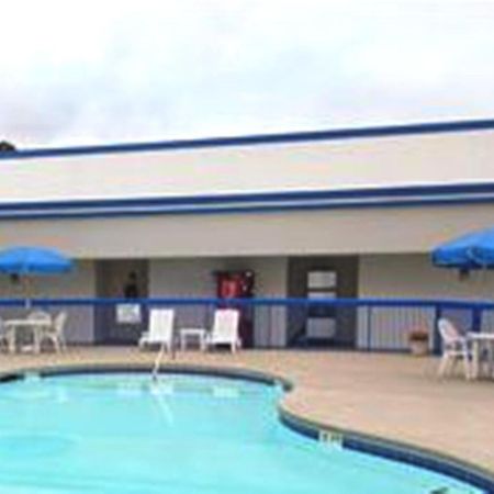 Howard Johnson By Wyndham Commerce Ga Экстерьер фото